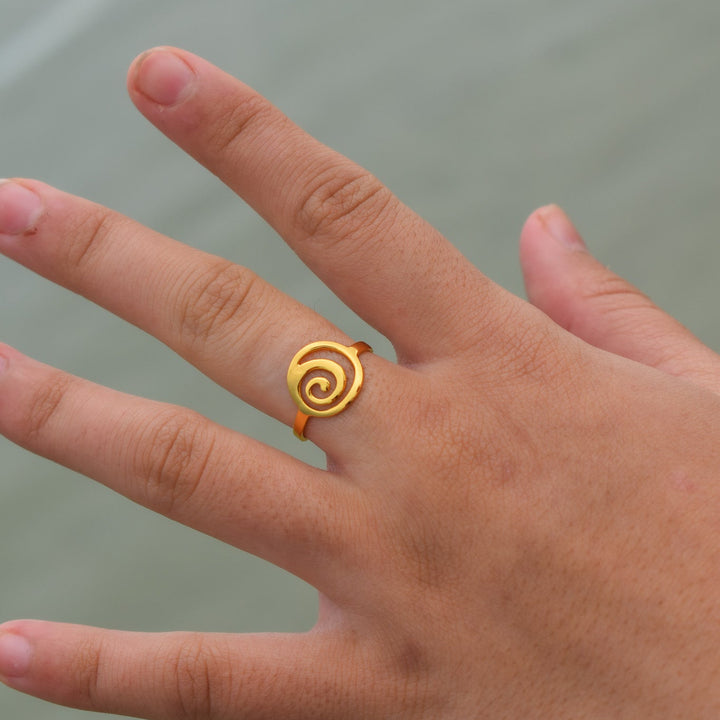 Spiral Wave Ring | Gold Vermeil