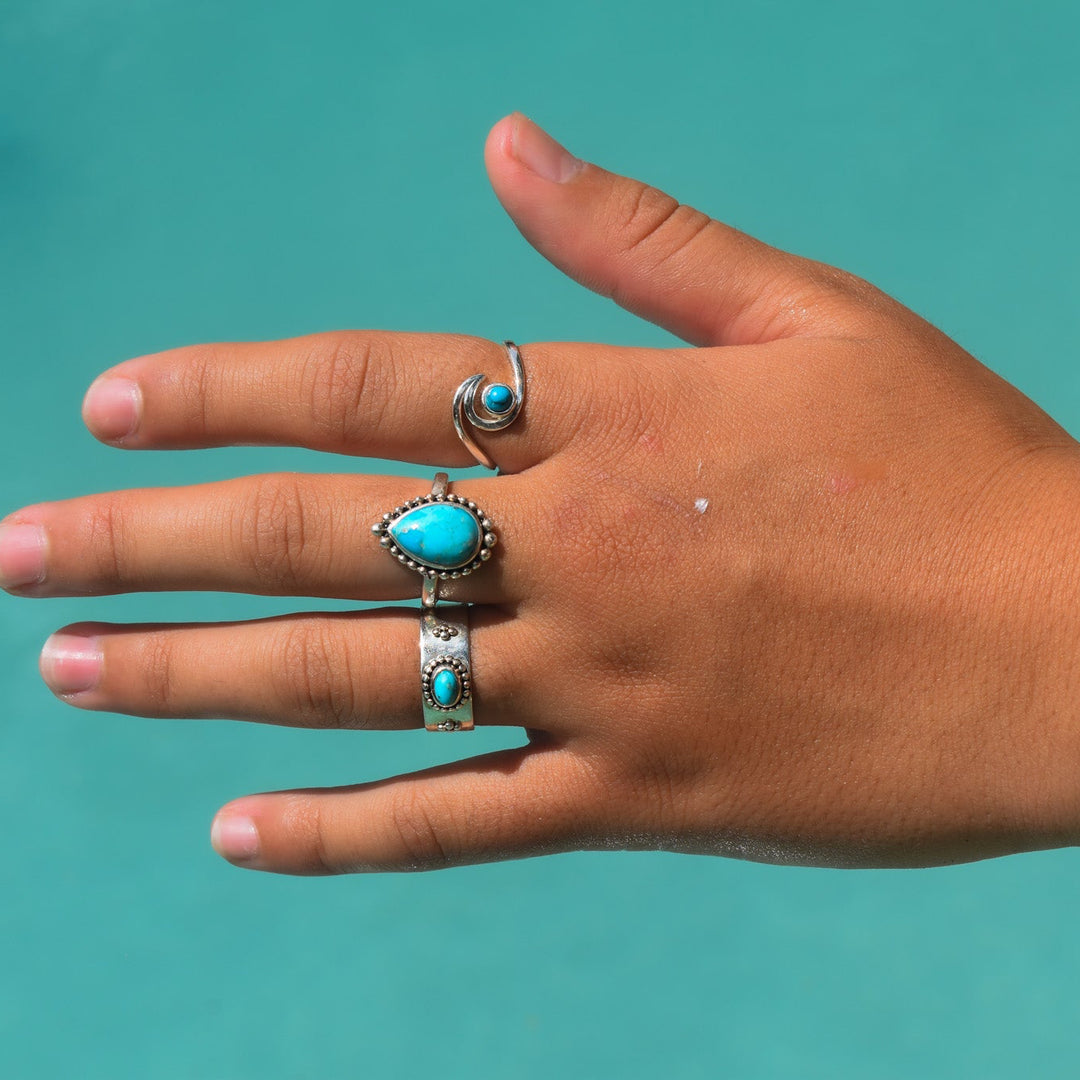 Turquoise Wave Ring | Sterling Silver