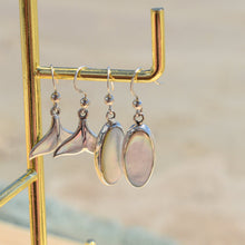 Load image into Gallery viewer, Mother of Pearl Earrings