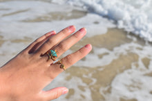 Load image into Gallery viewer, Seashell and Starfish Ring