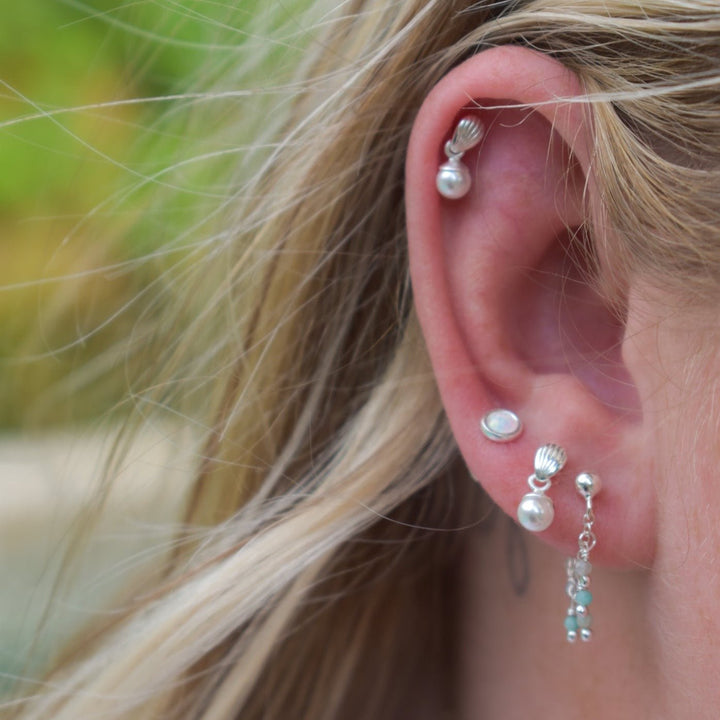Hypoallergenic sterling silver pearl earrings – beach-safe design