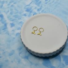 Load image into Gallery viewer, Gold Whale Tail Hoop Earrings, Whale Lover Gift, Ocean Huggie Earrings, Gold Beach Jewellery, Small Hoop Earrings, Dainty Earrings, Whale Fluke, Mermaid Jewellery, Ocean Lover Gift, Dolphin Fluke, 
