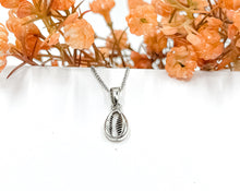 Load image into Gallery viewer, Dainty Cowrie Shell Necklace