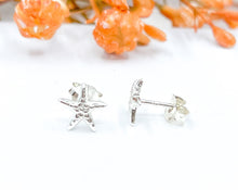 Load image into Gallery viewer, Starfish Ear Studs