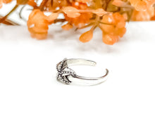 Load image into Gallery viewer, Starfish Toe Ring - Midi Ring