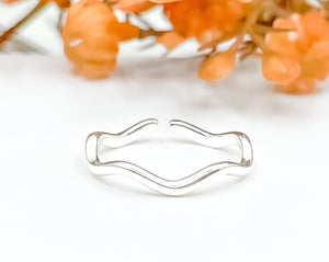 Squiggle Toe Ring